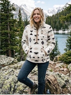 North Face Campshire High Pile Hoodie Size XS Outdoor Cozy Fall